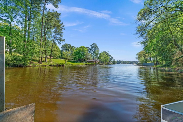 1804 W Lake Dr, Gladewater, TX 75647 - water view