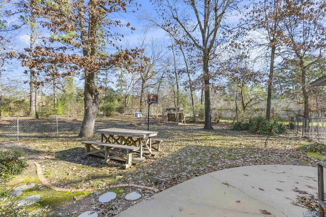 view of yard with a patio