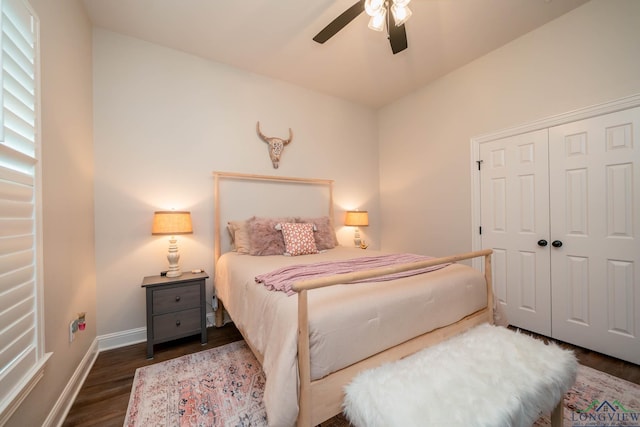 4523 Lone Oak Ln, Longview, TX 75605 - bedroom featuring wood finished floors, a closet, and a ceiling fan