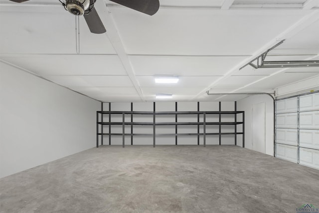 garage with ceiling fan