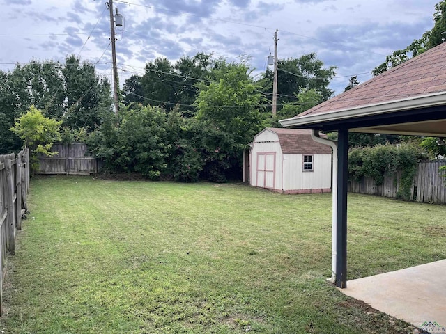 4101 Wesley St, Longview, TX 75604 - fenced backyard featuring a shed
