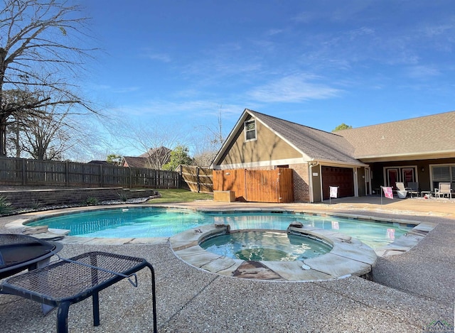 225 W Burton Dr, Longview, TX 75603 - photo 22