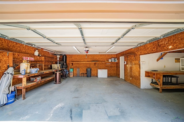 4525 Surratt Rd, Longview, TX 75604 - garage with a workshop area