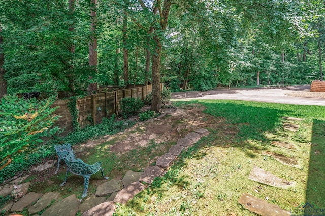 7 Casey Ct, Longview, TX 75604 - view of yard