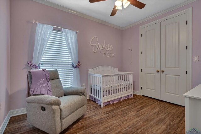 475 Highland Pl, Hallsville, TX 75650 - bedroom with crown molding, wood finished floors, and baseboards