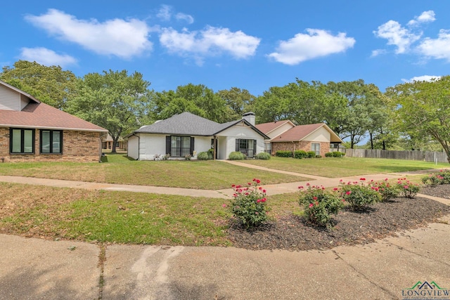 602 Pierce St, Lindale, TX 75771 - ranch-style house featuring brick siding