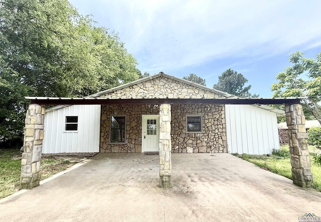 1435 Tom Smith Rd, Harleton, TX 75651 - view of garage
