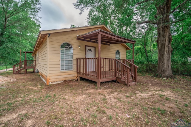 809 Herbert St, Marshall, TX 75670 - view of front of property with fence