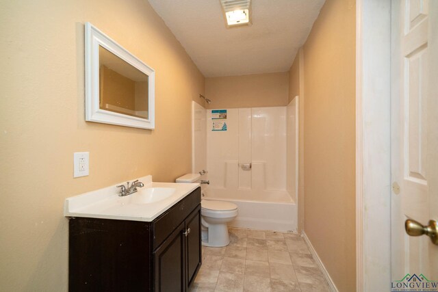 809 Herbert St, Marshall, TX 75670 - bathroom with shower / bath combination, visible vents, vanity, baseboards, and toilet