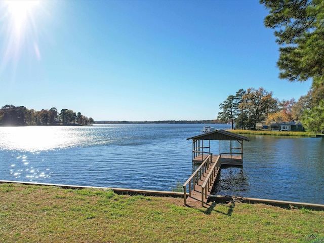 Listing photo 2 for 4139 Lakeshore Dr, Lone Star TX 75668