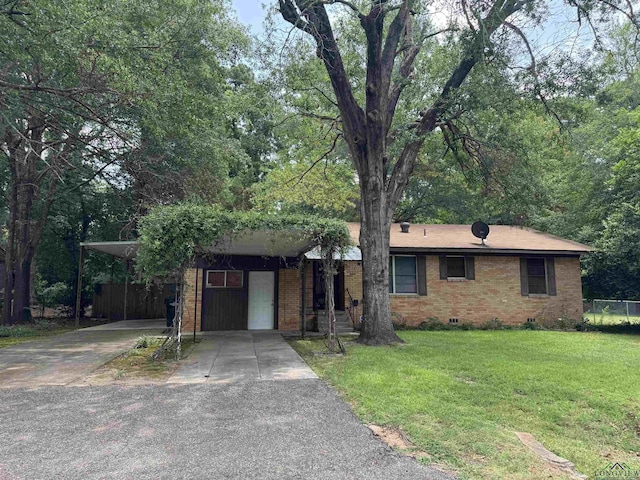 1438 N Tenth St, Longview, TX 75601 - photo 1
