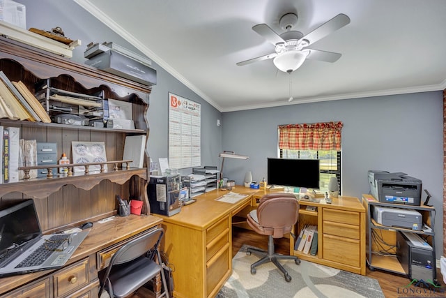 office area featuring lofted ceiling, light hardwood / wood-style floors, ceiling fan, and ornamental molding