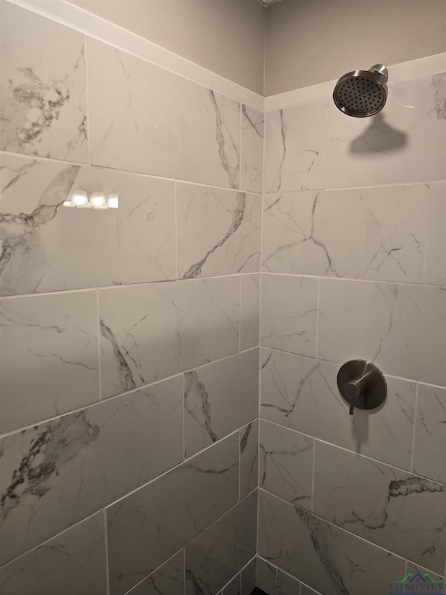 2013 E Warwick Cir, Longview, TX 75601 - detailed view of a tile shower