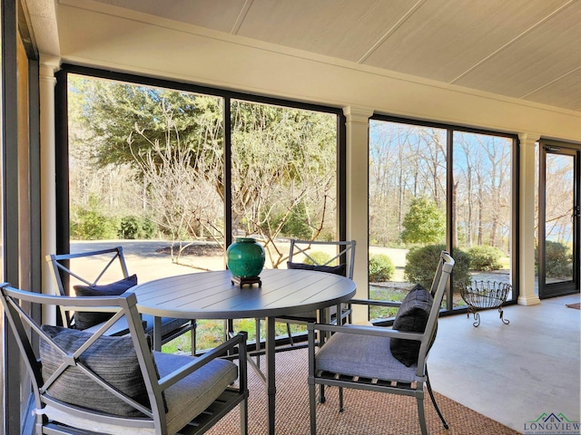 view of sunroom / solarium