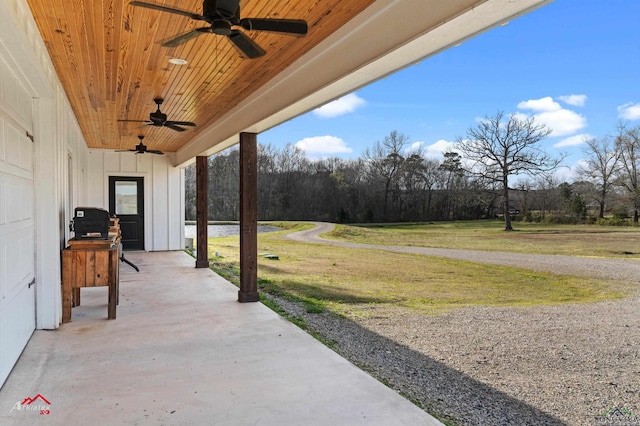 view of patio with a ceiling fan