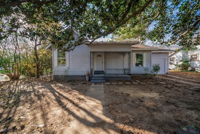 view of front facade featuring covered porch