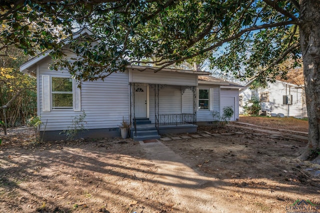 view of front facade with covered porch