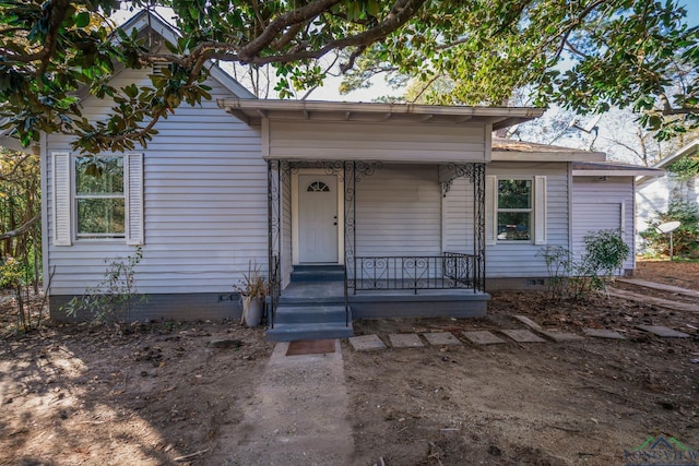 view of front facade featuring a porch