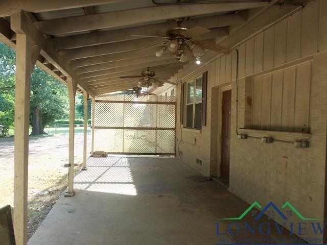 3302 Forrest St, Kilgore, TX 75662 - photo 7
