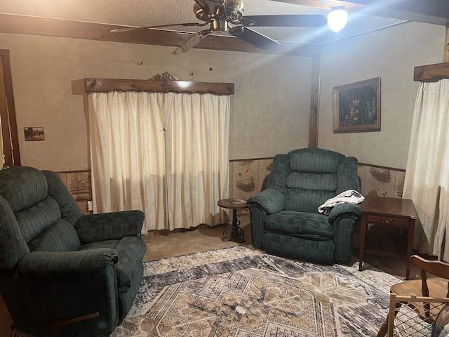 living room featuring ceiling fan