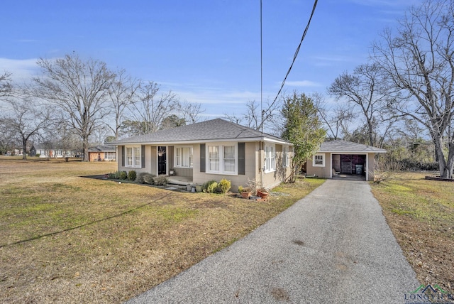 Listing photo 2 for 209 Bounds St, Carthage TX 75633