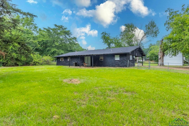 2820 W Upshur Ave, Gladewater, TX 75647 - view of back of house