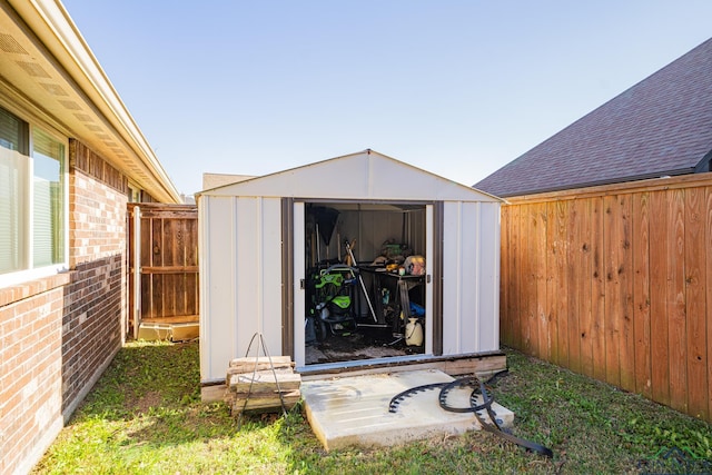 view of outbuilding