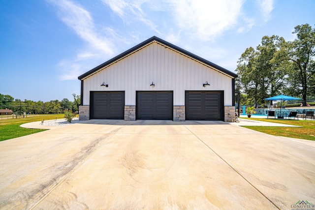 garage featuring a swimming pool