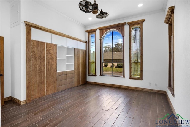 501 S Harrison St, Longview, TX 75601 - empty room featuring ornamental molding, dark wood-style floors, baseboards, a chandelier, and recessed lighting