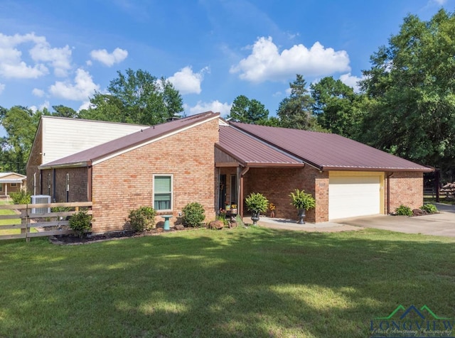 550 E Mountain Rd, Longview, TX 75604 - photo 1