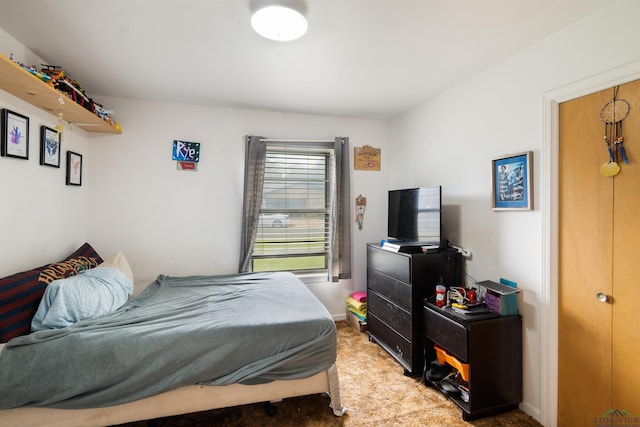 1115 Fuller Dr, Longview, TX 75602 - carpeted bedroom featuring baseboards