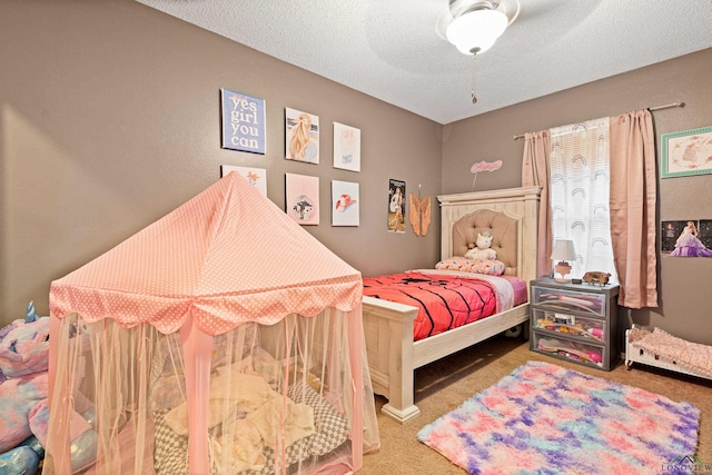 bedroom featuring carpet and ceiling fan