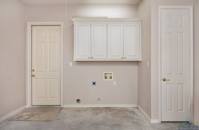 clothes washing area with washer hookup, hookup for an electric dryer, and gas dryer hookup