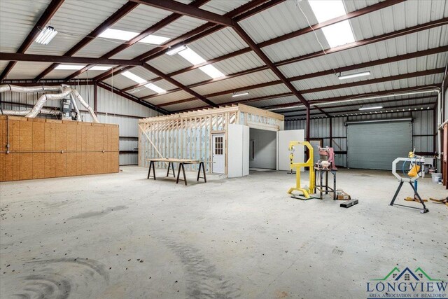 5796 Hwy 271 S, Pittsburg, TX 75686 - garage with metal wall
