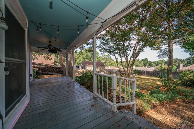 deck with ceiling fan