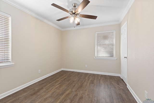 empty room with ceiling fan, ornamental molding, dark wood-style flooring, and baseboards