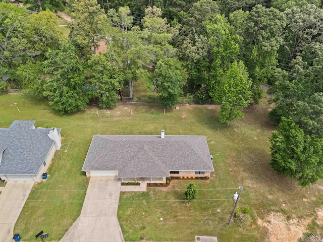 605 Briarwood Dr, Gladewater, TX 75647 - photo 11