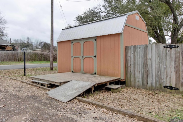 view of outbuilding