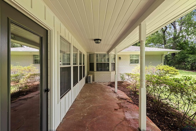 813 Kenwood Ln, Longview, TX 75604 - view of patio