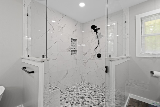 813 Kenwood Ln, Longview, TX 75604 - bathroom featuring a marble finish shower and recessed lighting