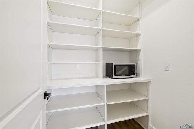 111 Mia Ln, Longview, TX 75604 - view of pantry