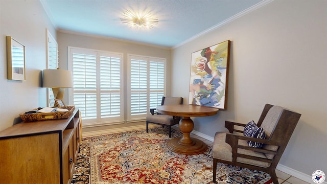 7109 Forest Oak Dr, Texarkana, AR 71854 - sitting room with crown molding