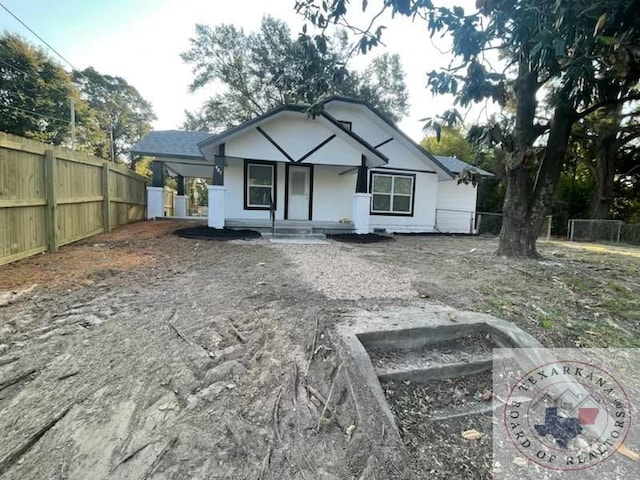 view of front of house with covered porch