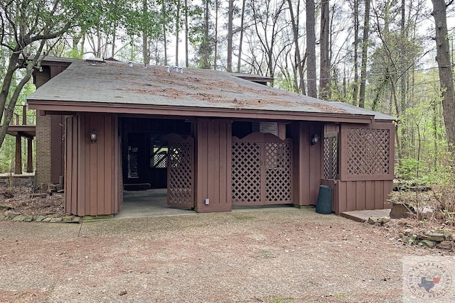 view of outdoor structure