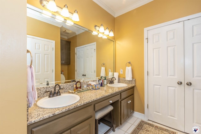 7 Brittan Pl, Texarkana, TX 75503 - full bath featuring double vanity, tile patterned floors, and crown molding
