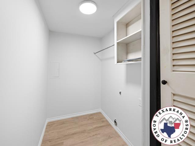 417 Carroll Ave, Wake Village, TX 75501 - photo 8