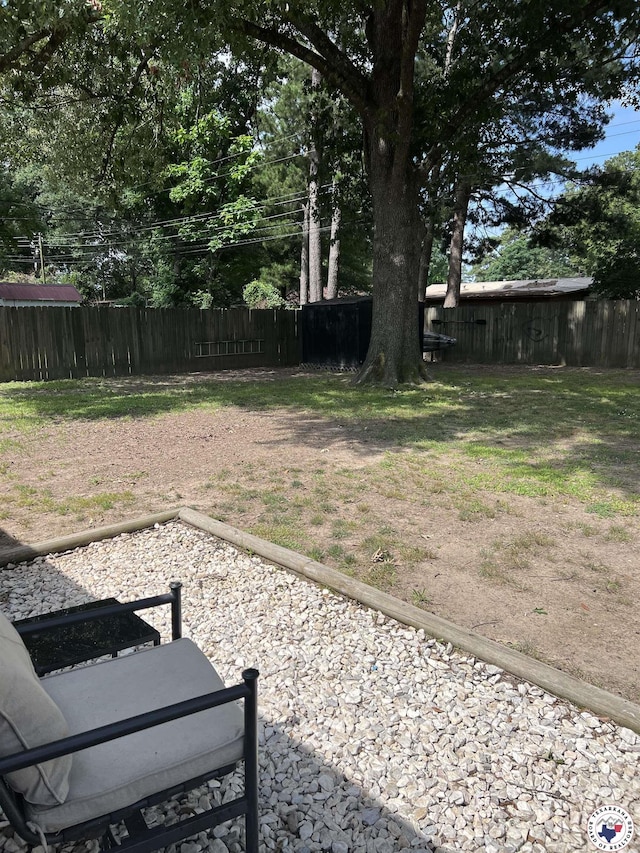 3609 Belmont Ave, Texarkana, AR 71854 - view of yard featuring a patio