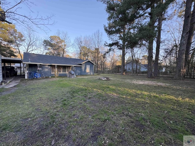 view of yard featuring fence