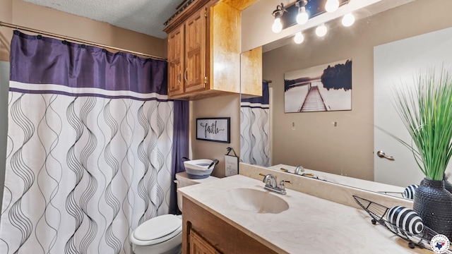 208 Jeffrey Ln, Wake Village, TX 75501 - full bathroom featuring vanity, toilet, a textured ceiling, and curtained shower