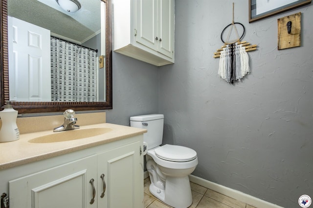 205 S Park Dr, New Boston, TX 75570 - bathroom featuring tile patterned flooring, toilet, vanity, baseboards, and a shower with curtain